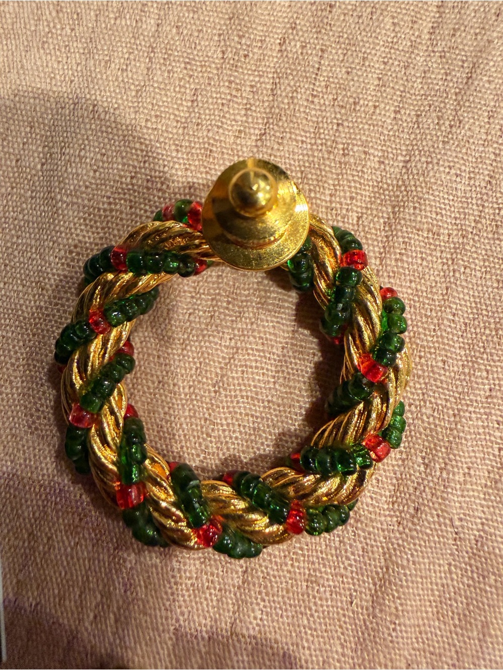 Gold and Red Christmas Earrings pendant & Pins lot - Picture 5 of 6